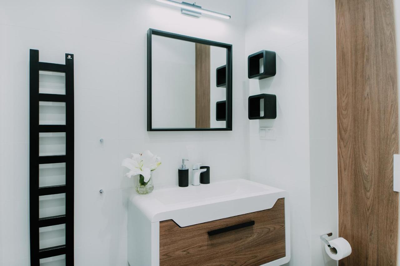 Mikki Albatross Towers Apartment กดัญสก์ ภายนอก รูปภาพ