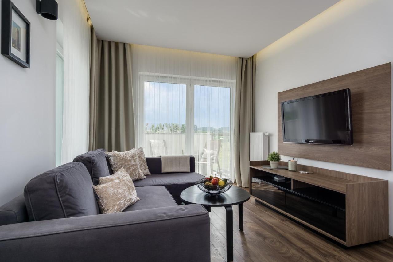 Mikki Albatross Towers Apartment กดัญสก์ ภายนอก รูปภาพ