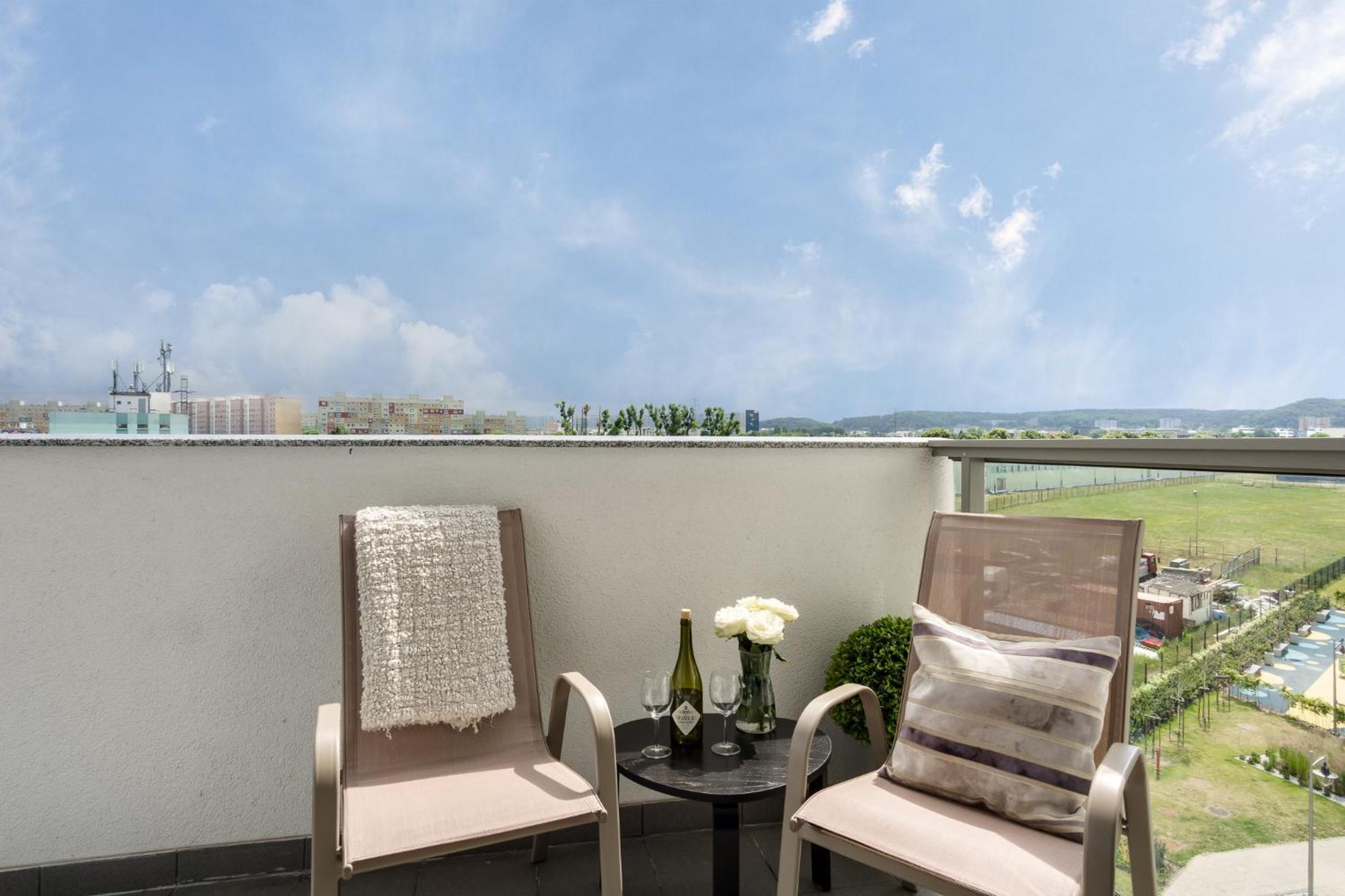 Mikki Albatross Towers Apartment กดัญสก์ ภายนอก รูปภาพ